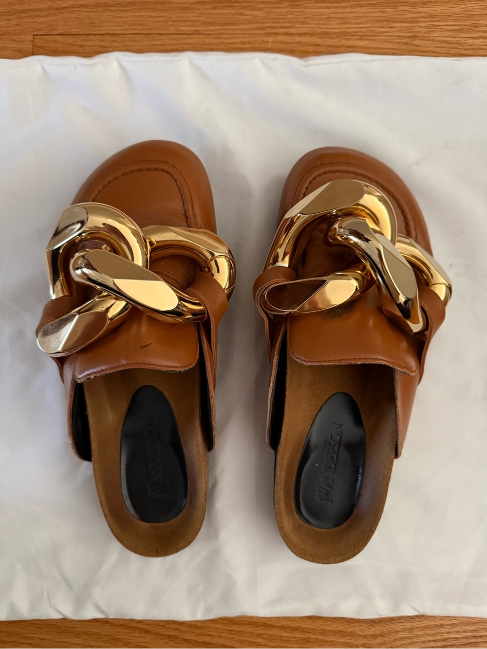 JW ANDERSON Tan Leather Slip-On Mules with Oversized Gold Chain